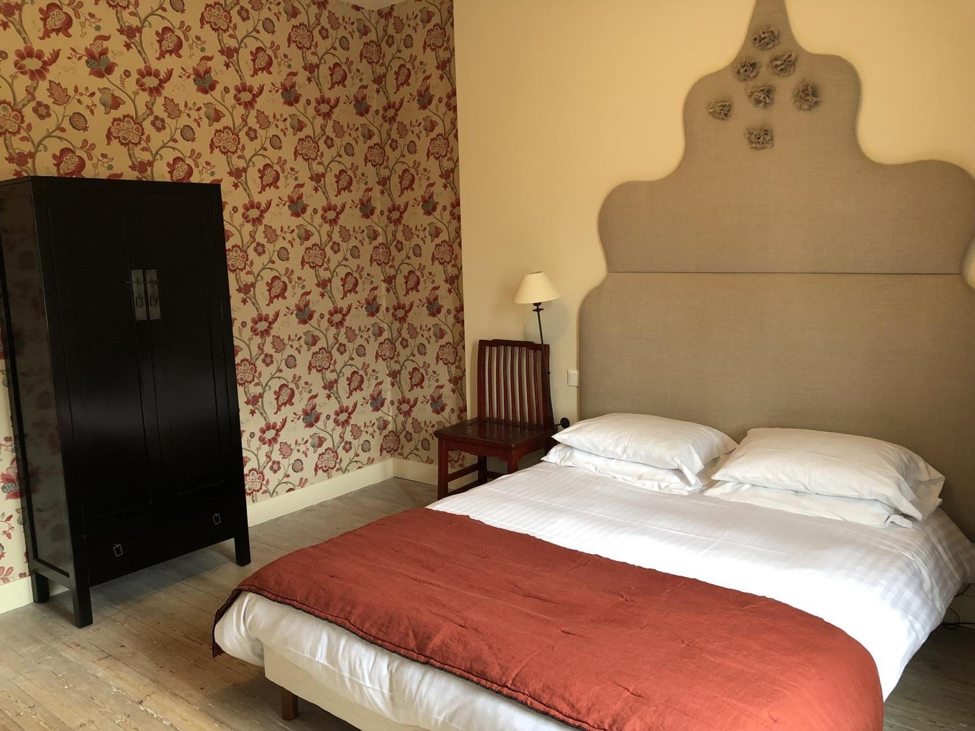 La Penesais Villa Beaumont-en-Veron Room photo